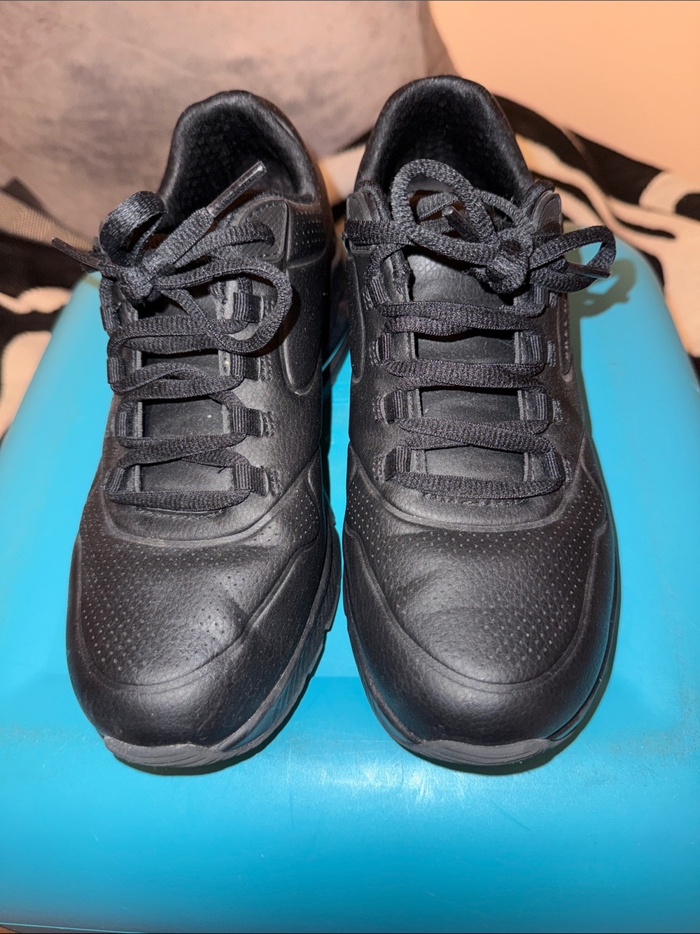 Skechers Black Low-Top Cushioned Lace-Up Sneakers